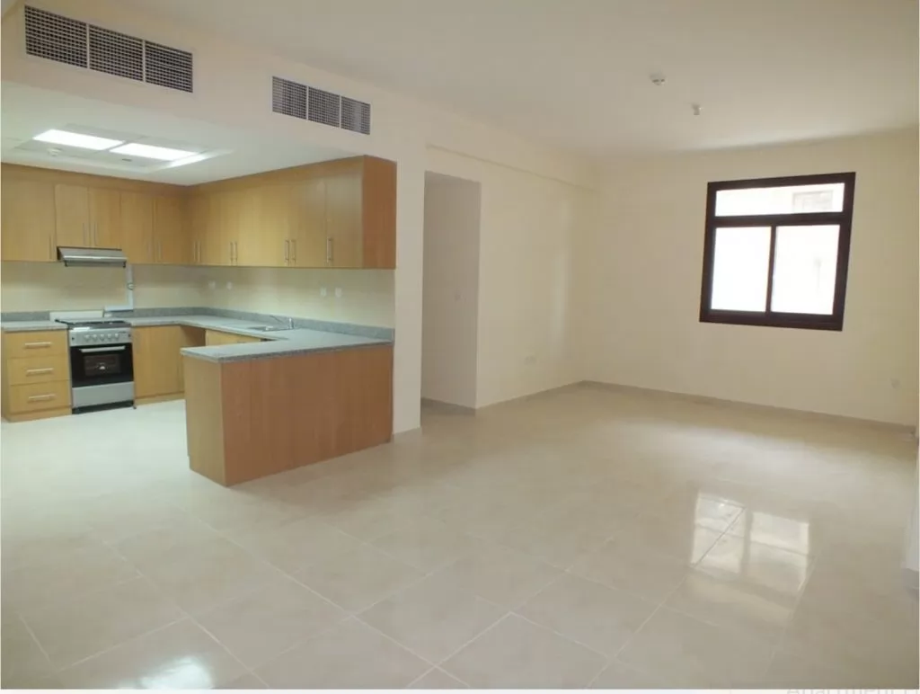 Résidentiel Propriété prête 2 chambres U / f Appartement  à vendre au Al-Sadd , Doha #8171 - 1  image 